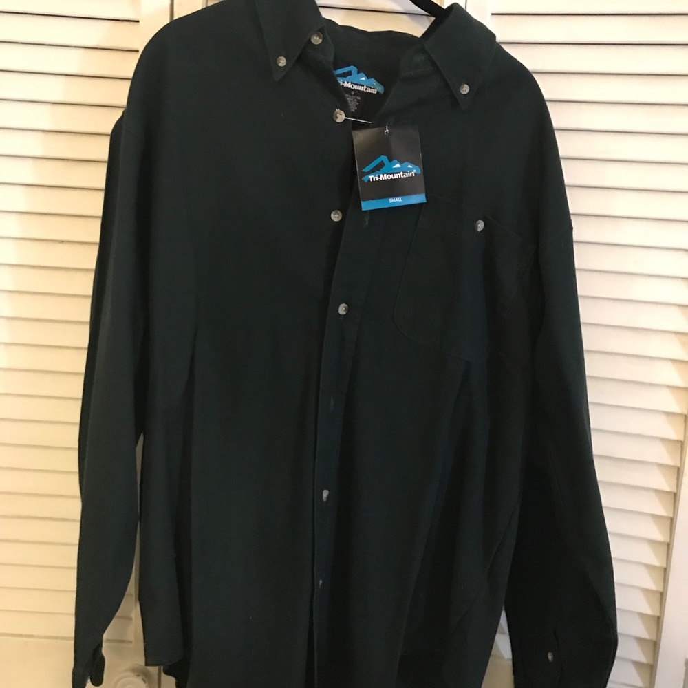 Tri-Mountain Men’s Small Long Sleeve Button Down